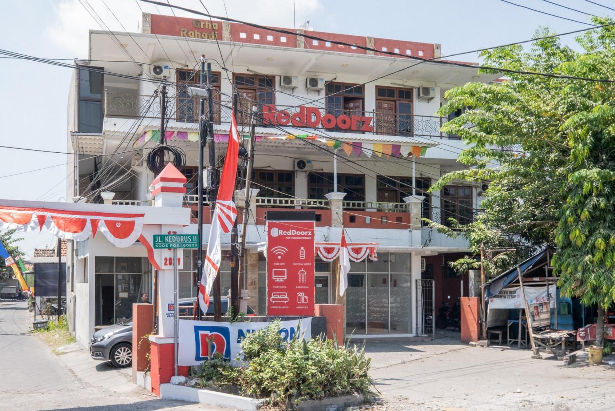 Reddoorz Plus @ Gunungsari Surabaya Kedurus Eksteriør bilde